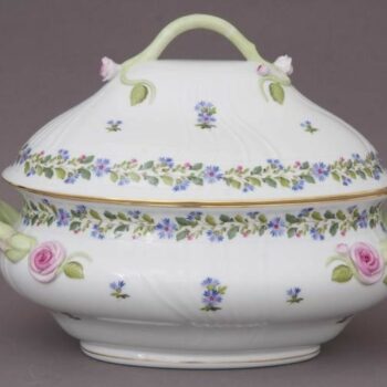 Soup tureen, branch knob - Rich Petit Blue Garden