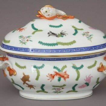 Soup tureen, dolphin knob - Chinese Fish