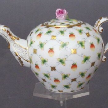 Teapot, rose knob - Fresh Strawberry