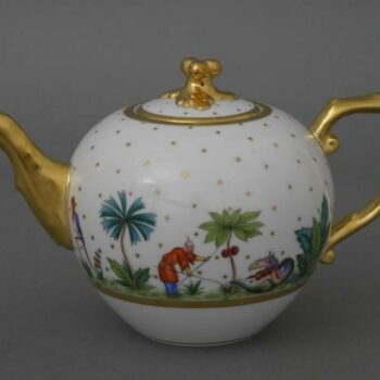 Teapot, twisted knob - Oriental Showmen
