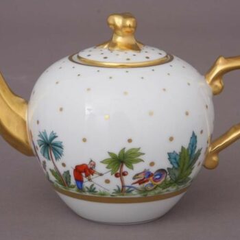 Teapot, twisted knob - Oriental Showmen