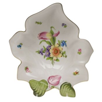 Fancy dish, leaf-shaped