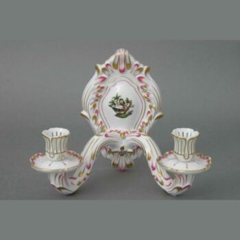 Bracklet candlestick