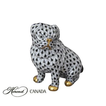 Sitting Pug - Full Fishnet Black