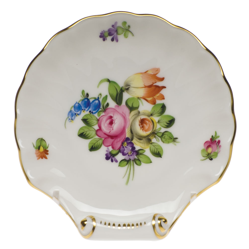 Shell Dish W/scrolled Handle