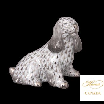 Spaniel, sitting - Fishnet Platinum
