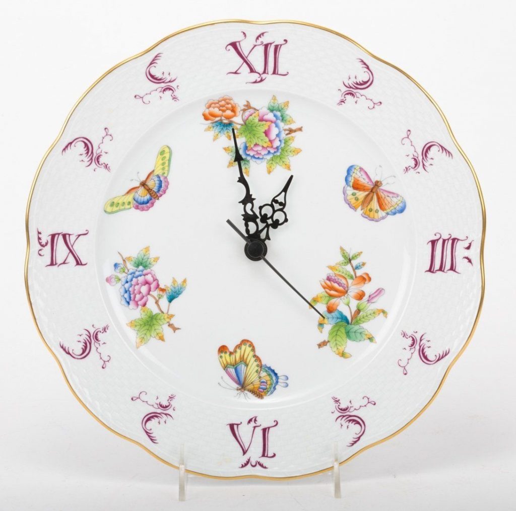 Wall Clock Queen Victoria Herend Canada