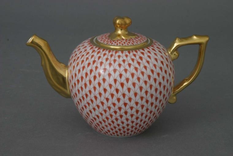 Herend Teapot, Twisted Knob - Fishnet Colors