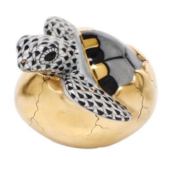 Herend Hatching Sea Turtle Figurine Black Fishnet