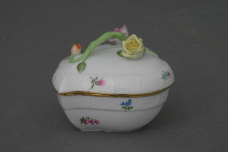 herend kimberly heart-shaped bonbonnaire with a branch shaped knob