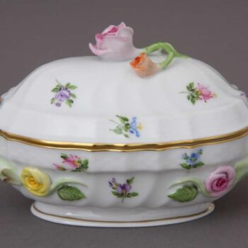 Rose Knob Bonbonnaire from Herend's 2018 Giftware Collection