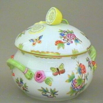 00023-0-03 VBO Soup Tureen Queen Victoria