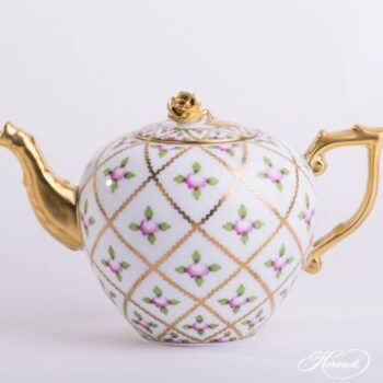 tea-pot-20606-0-09-sprog-sevres-roses-herend-fine-china-04-1-600x600