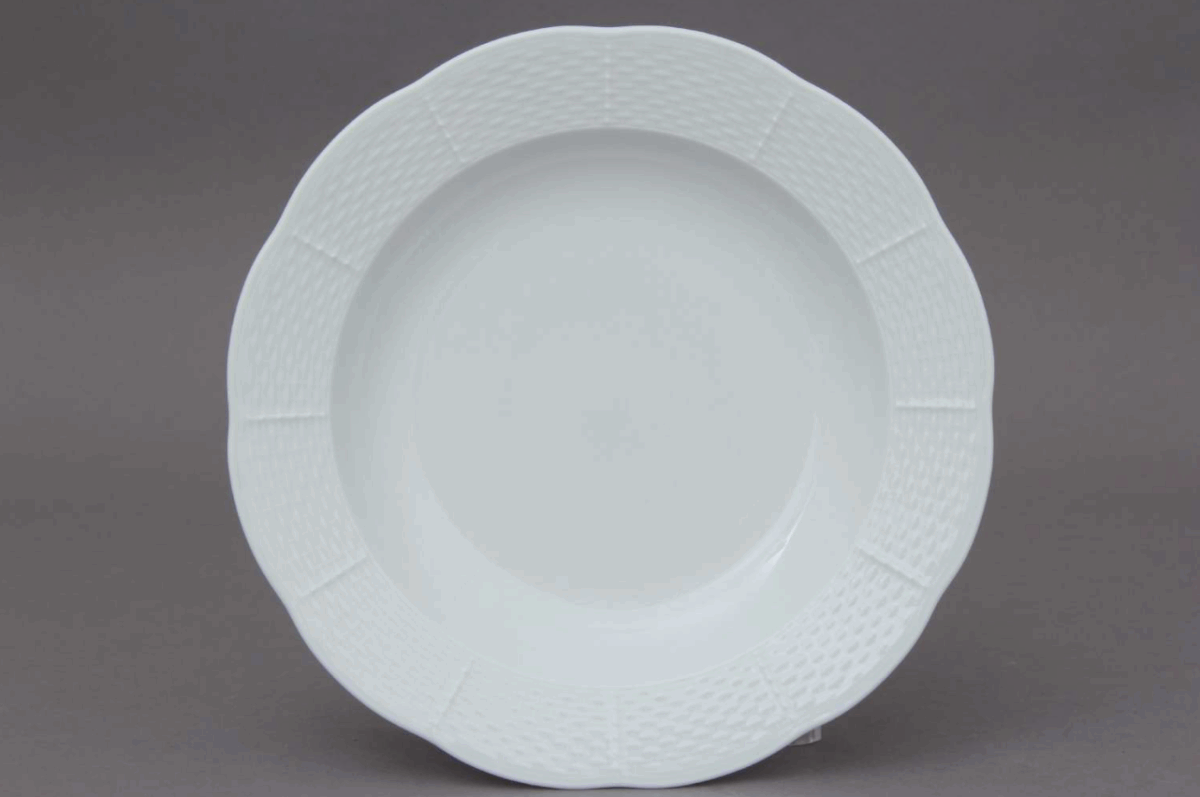 Soup-Plate-Queen-Victoria-Museum-Edition